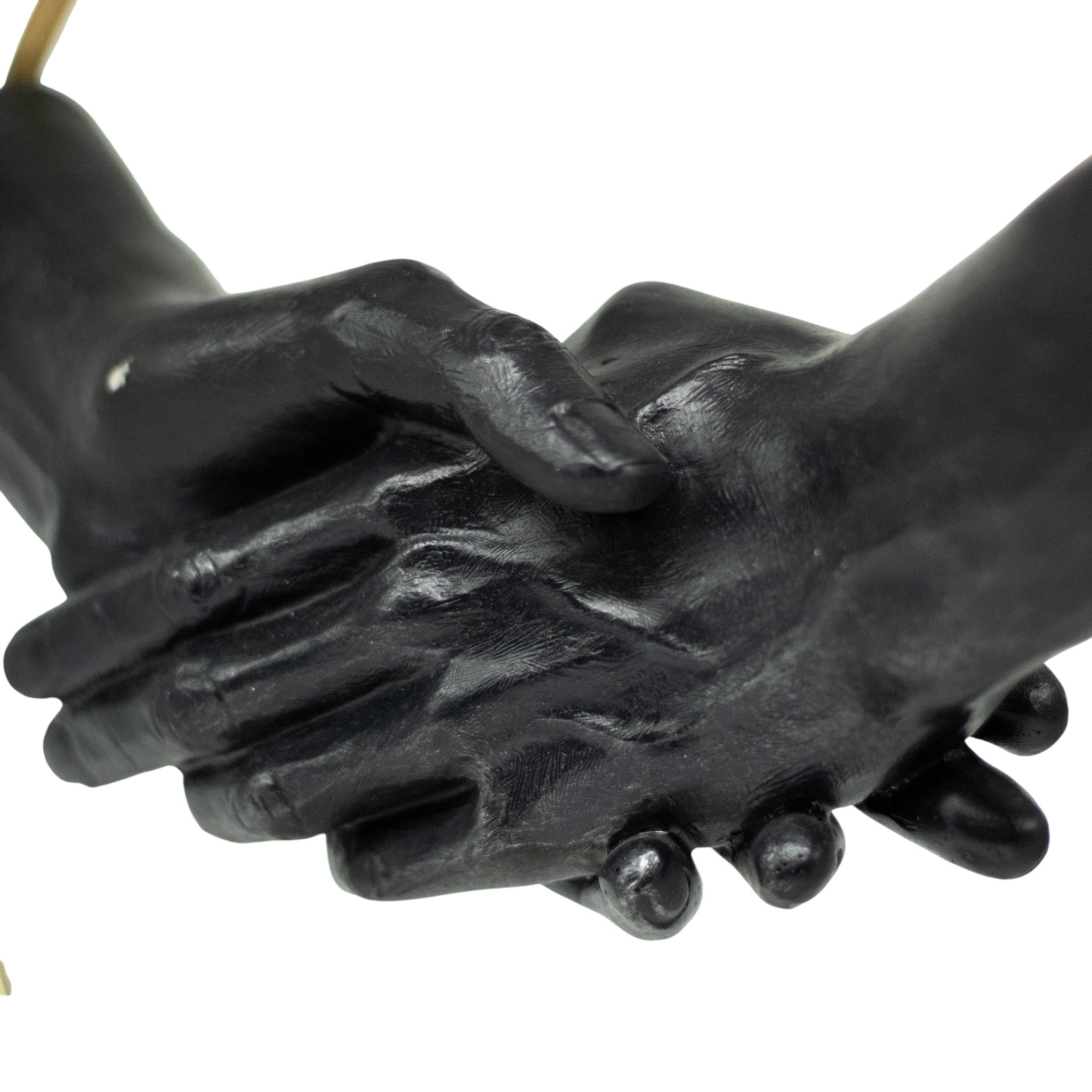 Escultura Decorativa Lazos En Resina Y Metal Base De Metal Decorativo