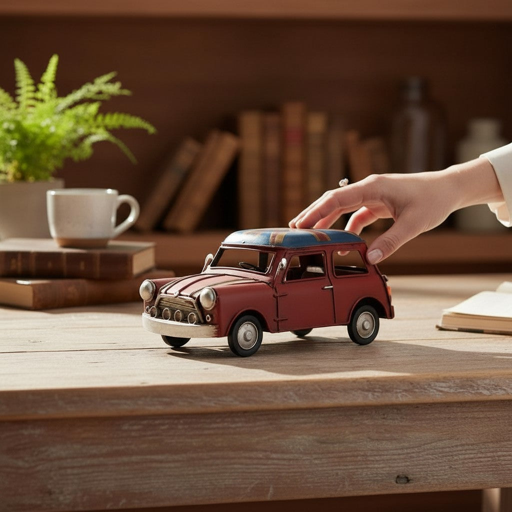Auto Antiguo Mini Decorativo – 16 cm
