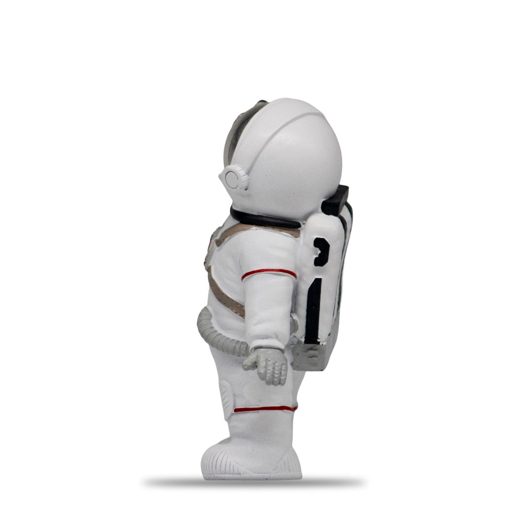 Figura De Poliresina Astronauta Cantando 20 Cm