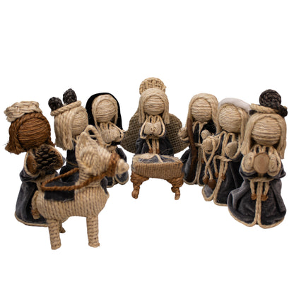 Nacimiento Gris de Yute  25 cm