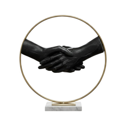 Escultura Decorativa Lazos En Resina Y Metal Base De Metal Decorativo