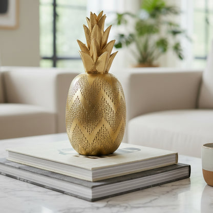 Figura Piña Cerámica Dorado