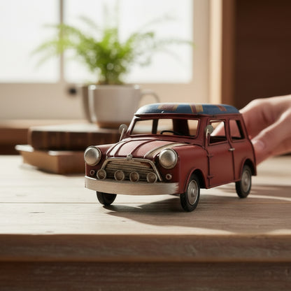 Auto Antiguo Mini Decorativo â€“ 16 cm