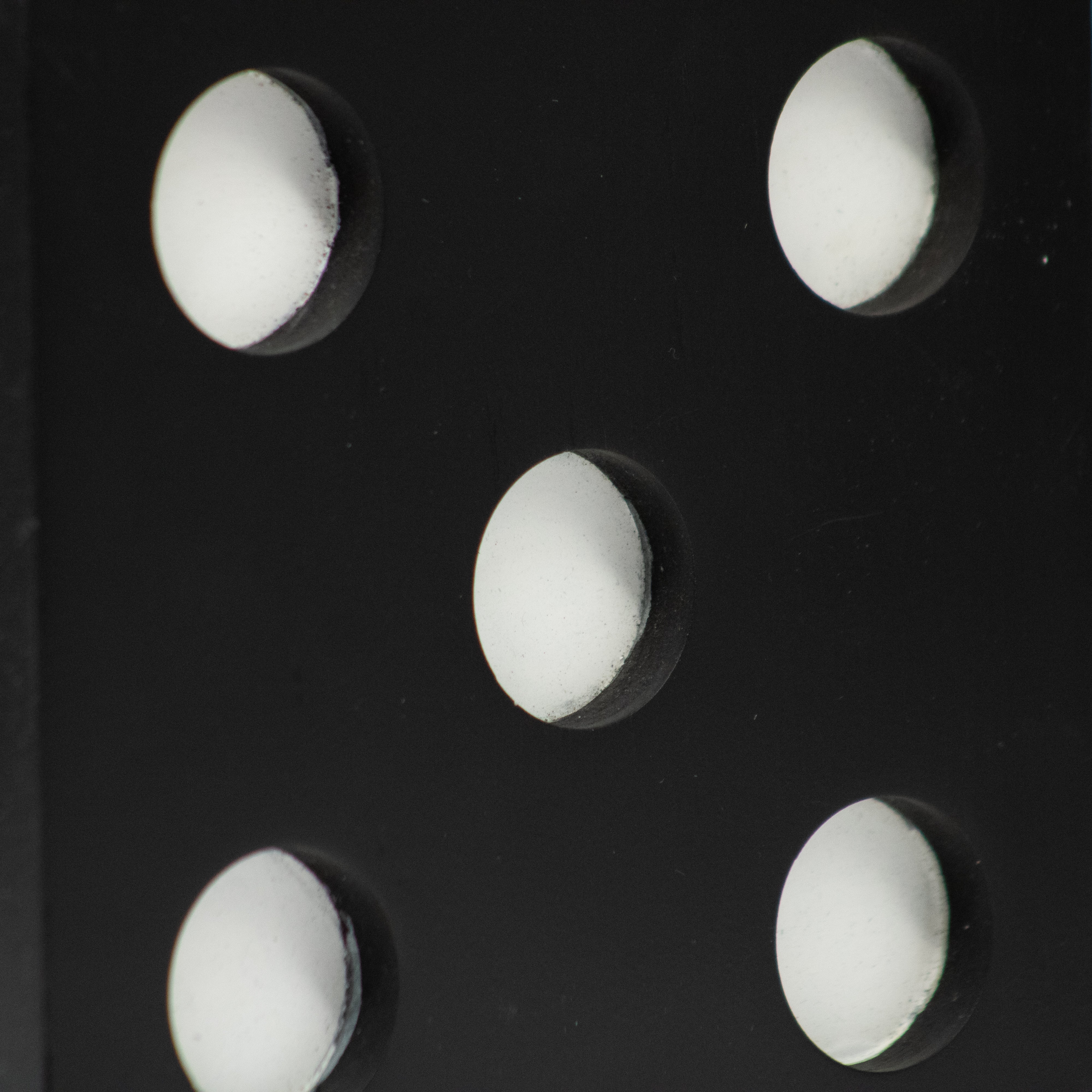 Dado Decorativo Negro  20 cm